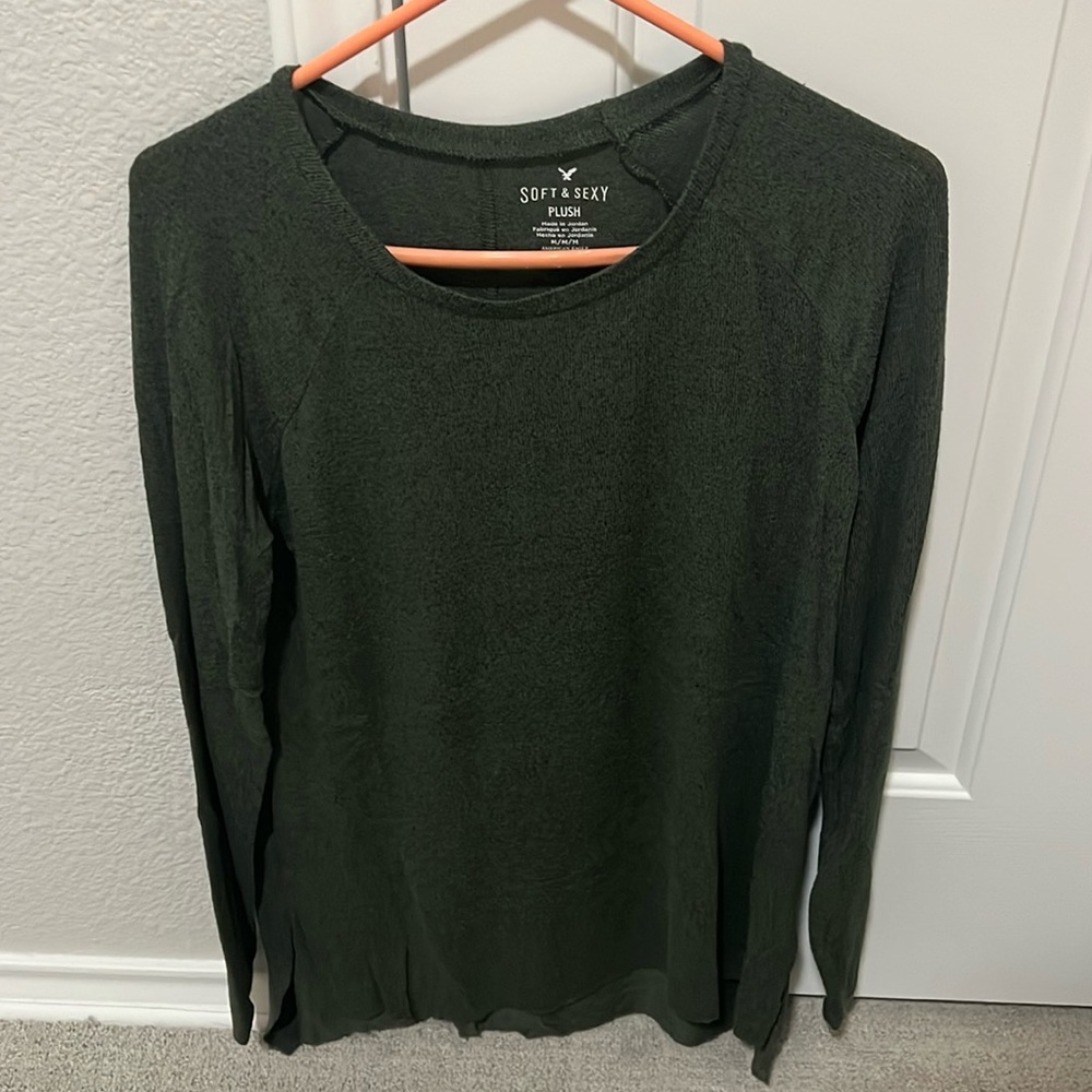 American Eagle Army Green lightweight sweater M